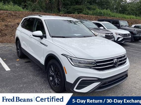 VOLKSWAGEN TIGUAN 4MOTION 2024 3VV2B7AX8RM068243 image